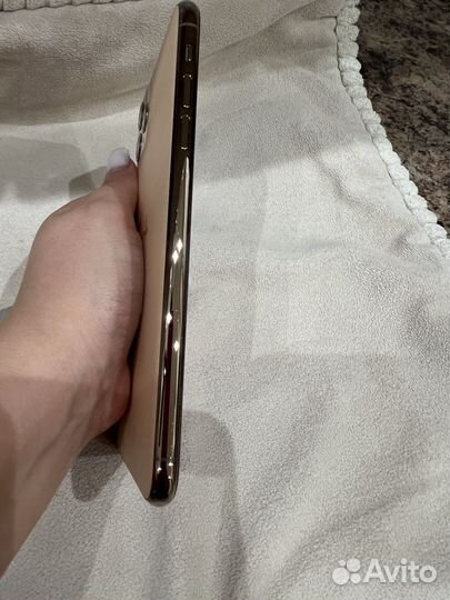 iPhone 11 pro max 256gb Gold