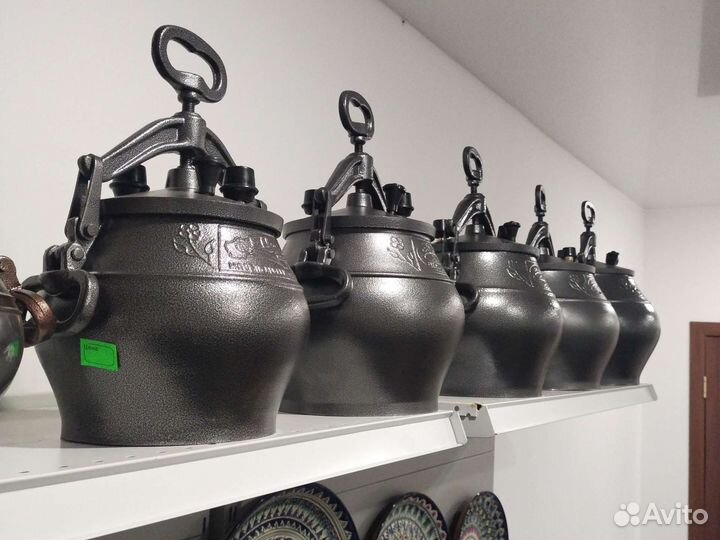 Казан чугунный с печкой