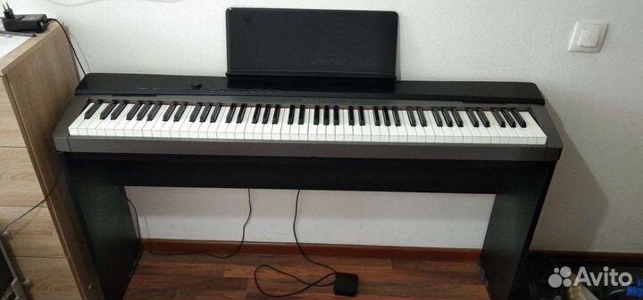 Цифровое пианино roland f-20