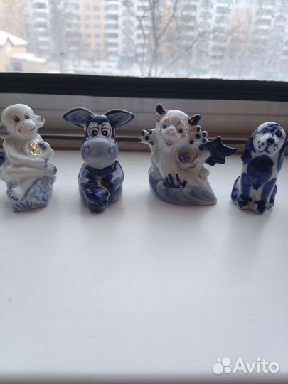 Фигурки Гжель