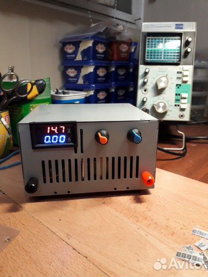 Лабораторный блок питания