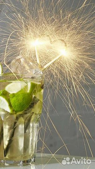 Бенгальские свечи, цифры, сердце