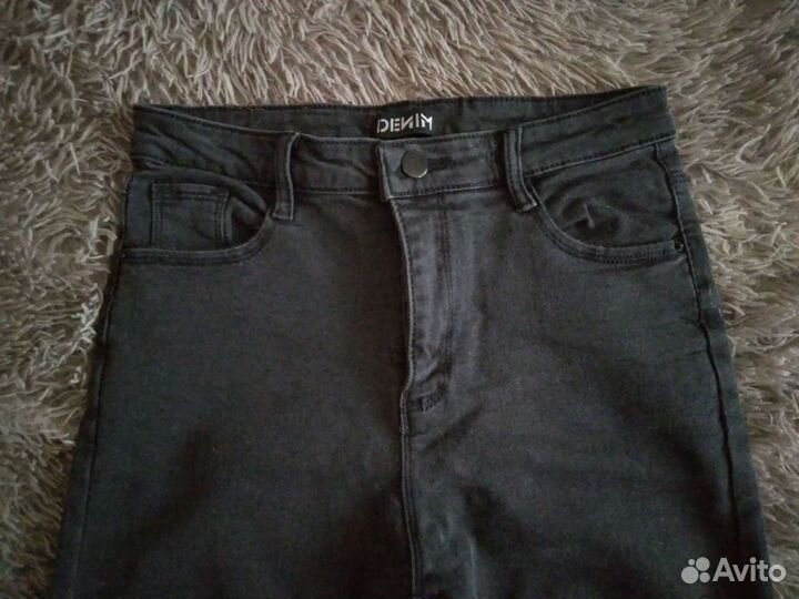 Джинсы
