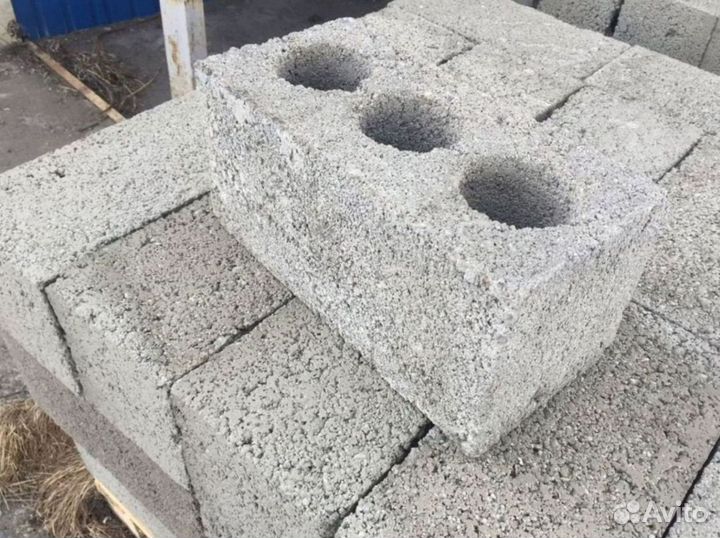 Блоки керамзитобетонные 12