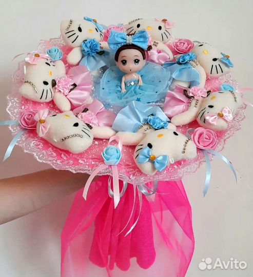 Букет из игрушек