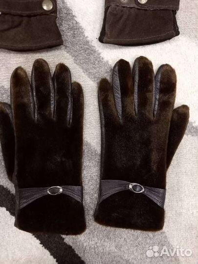 Берет женский зимний и перчатки