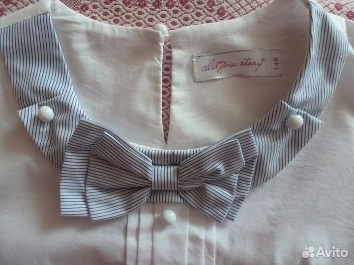 Блузка школьная