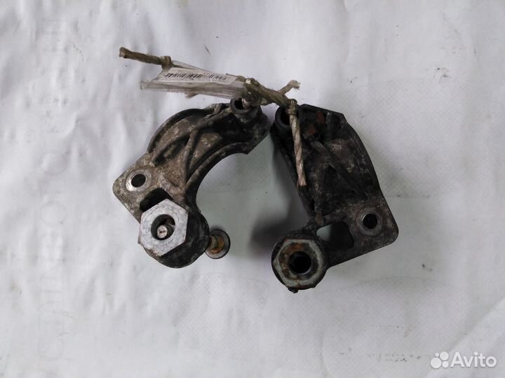 Крепление стабилизатора Мерседес W211