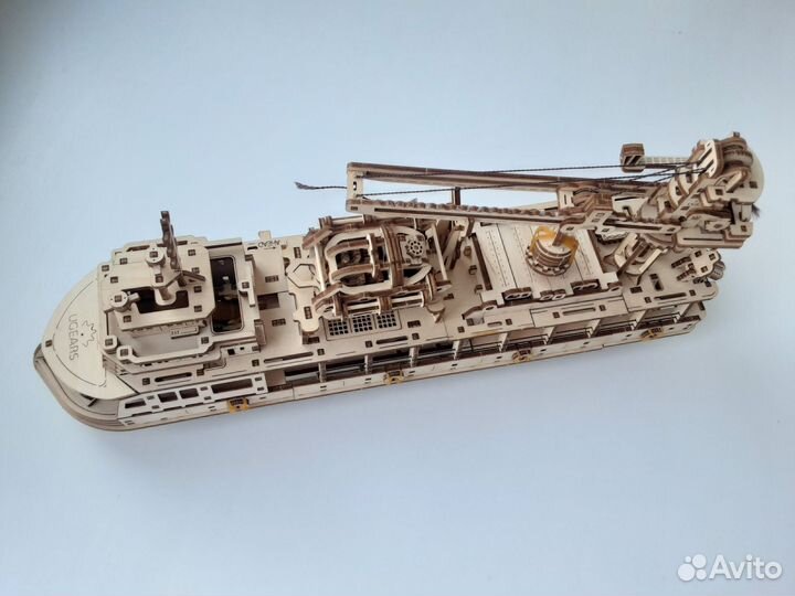 Конструктор Ugears Научно-исследовательское судно