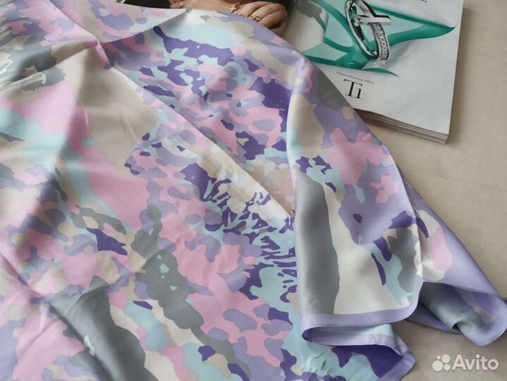 Платок Шелковый Christian Dior розовый голубой