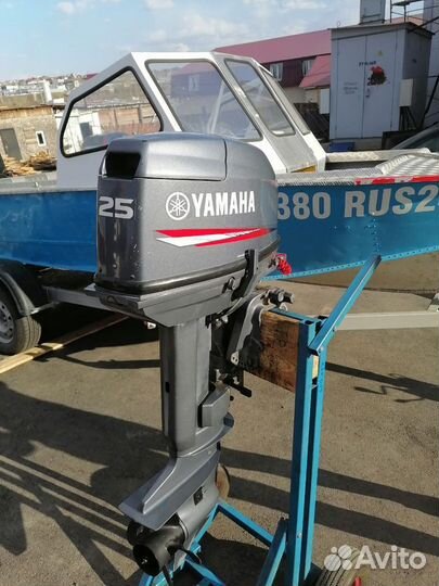 Лодочный мотор Yamaha (Ямаха) 25B витринный