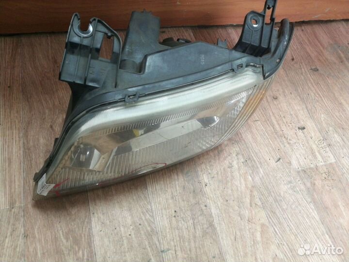 Фара ford escape 2007 год