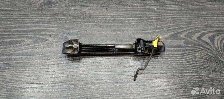 Ручка двери внешняя передняя правая Nissan Prairie