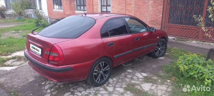 Mitsubishi Carisma 1.6 AT, 1999, 360 000 км