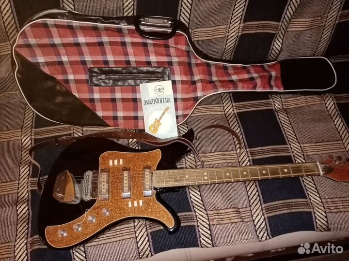 Электрогитара