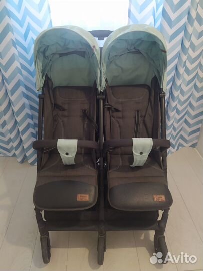 Прогулочная коляска для двойни