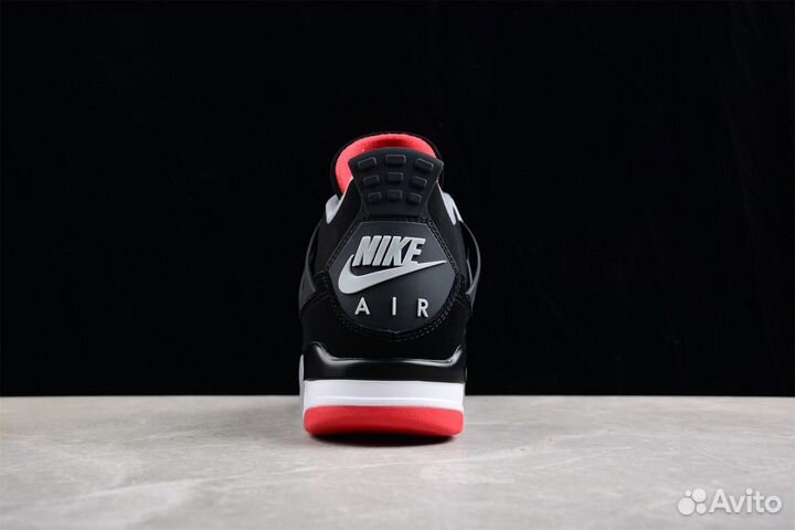 Nike Air Jordan 4 Retro Bred