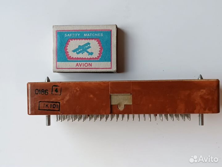 Соединитель электрический (разъем) 6Р-150В