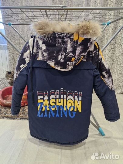Зимняя куртка для мальчика 140