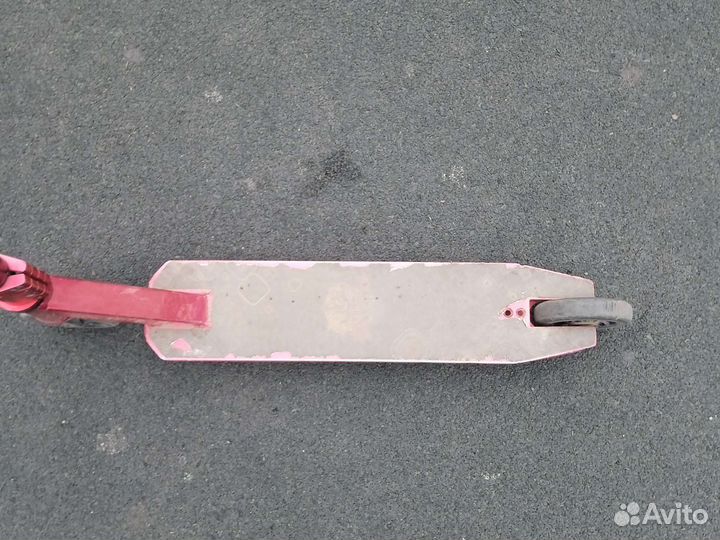 Трюковой самокат tech team б/у