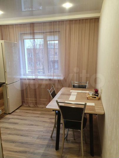 2-к. квартира, 58 м², 2/5 эт.