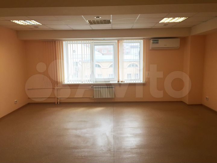 Сдаю офисные помещения в бц 