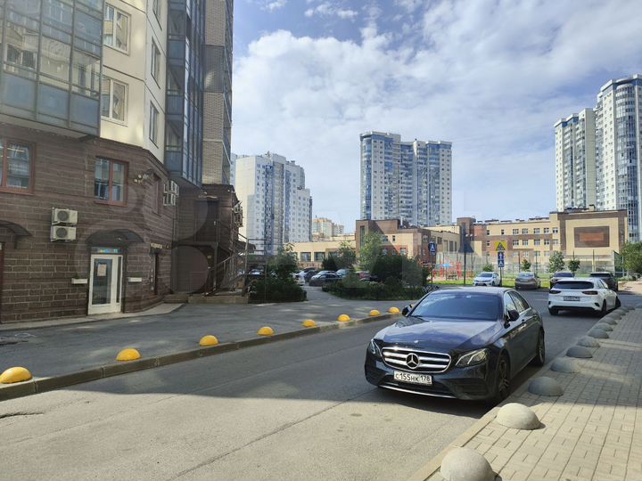 Алкомаркет 24. Табачка. Пивбар. Юр услуги. Нотариу