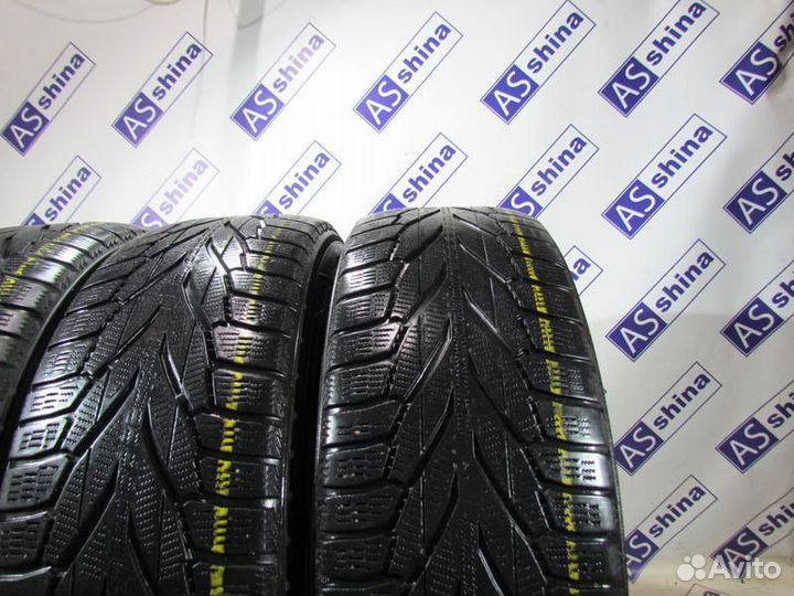 Nokian Tyres Hakkapeliitta R2 SUV 235/65 R18 96R