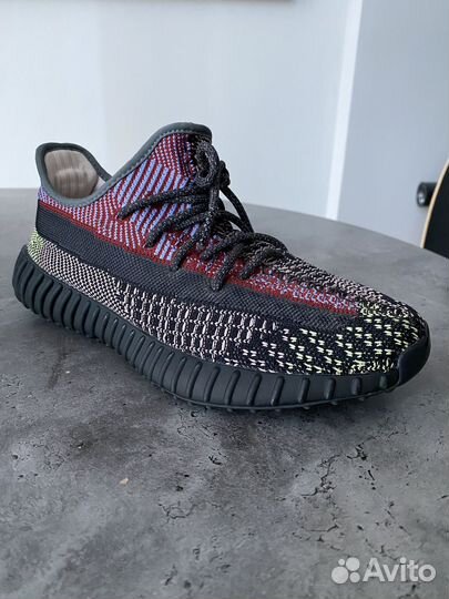 Кроссовки Adidas Yeezy Boost 350 V2 Yecheil Refl