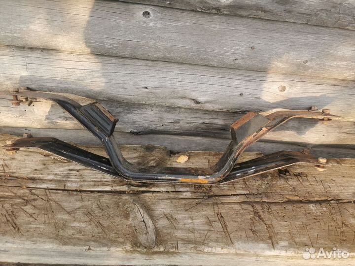 Траверса двигателя газель