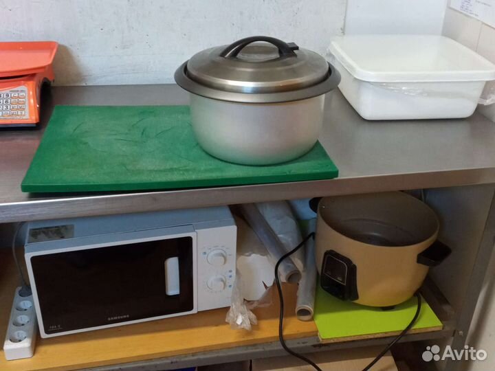 Пицца и роллы