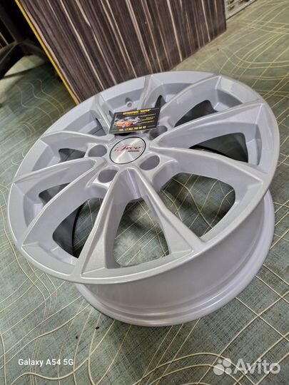 Комплект Нового Литья R16 5*114,3 Ет46 Цо67.1