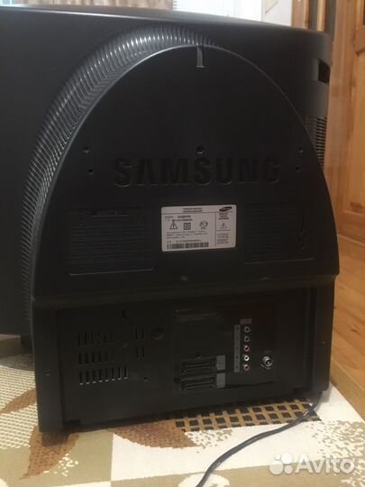 Телевизор samsung