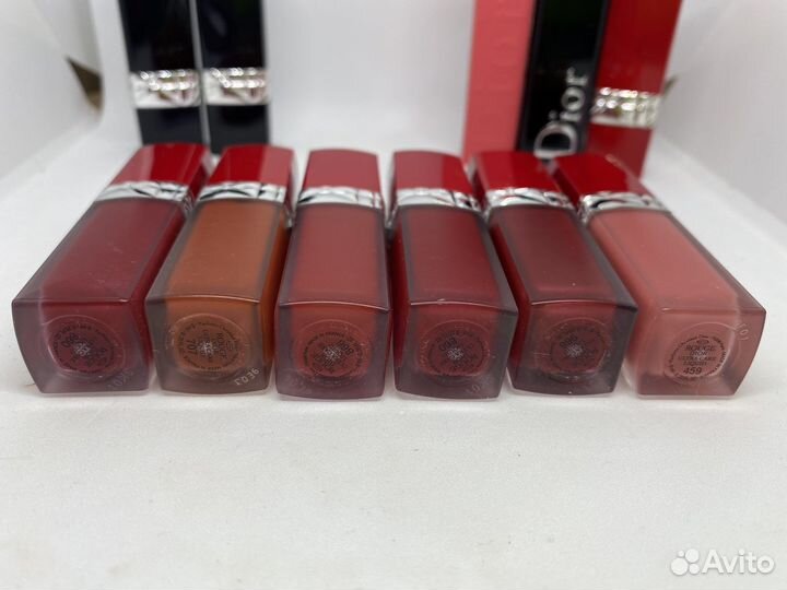 Dior помады и блески для губ