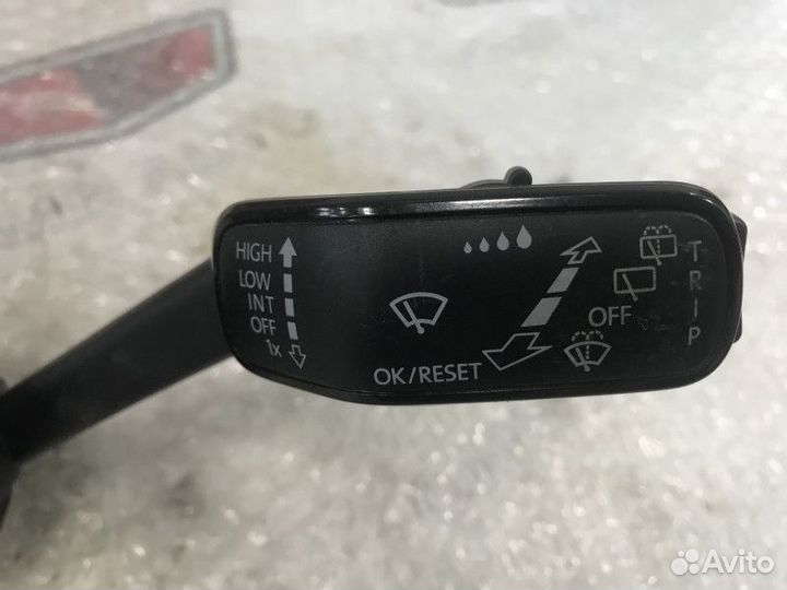 Подрулевой переключатель Шкода Октавия А7