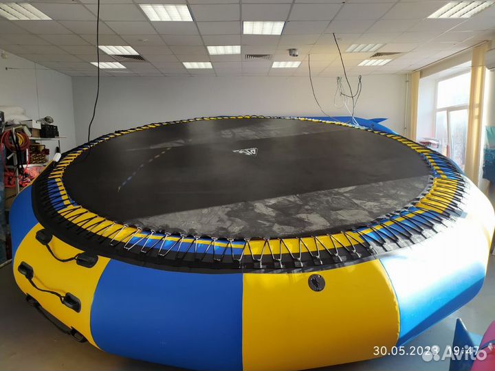 Водный батут