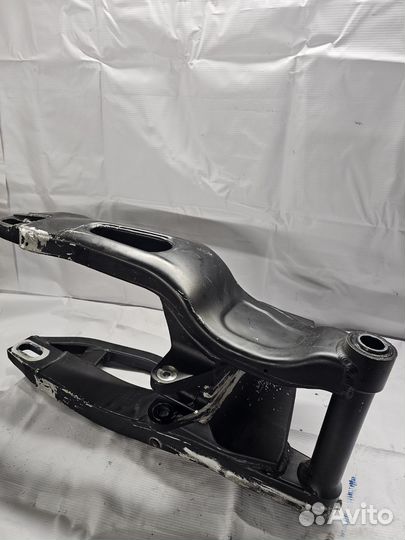 Маятник honda cbr 1000 rr 2006