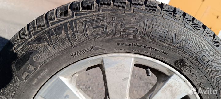Gislaved NordFrost 100 215/65 R16 102