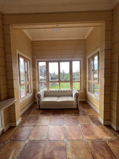 Дом 320 м² на участке 26 сот.