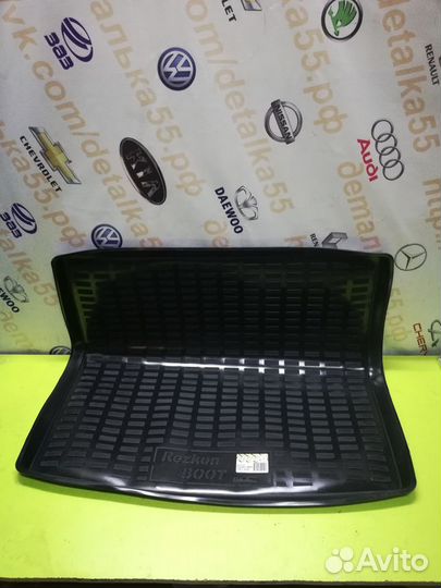 Коврик в багажник новый Renault Duster Arka