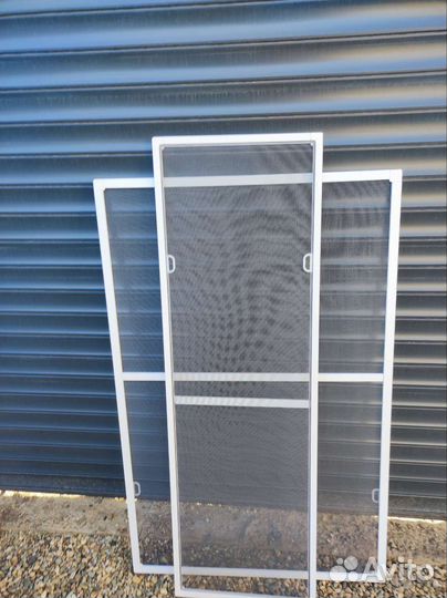 Москитные сетки на окна