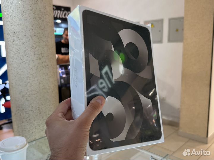 Apple iPad air 5 64gb (Wi-Fi only) Starlight