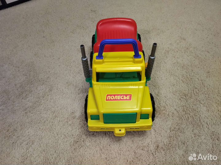 Детская машинка толокар каталка