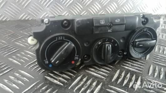 Блок управления печки и климат-контроля volkswagen