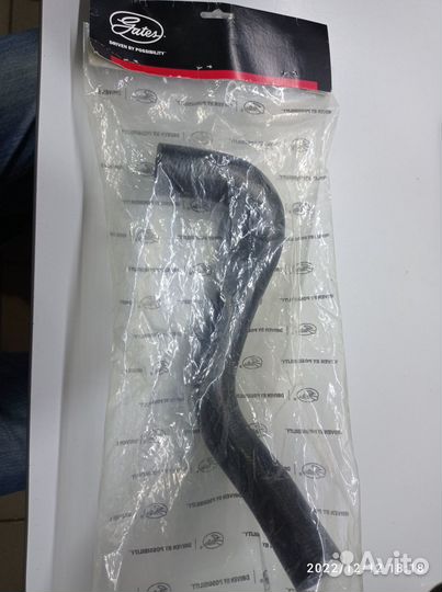 Патрубок радиатора верхний Лачетти. Новый