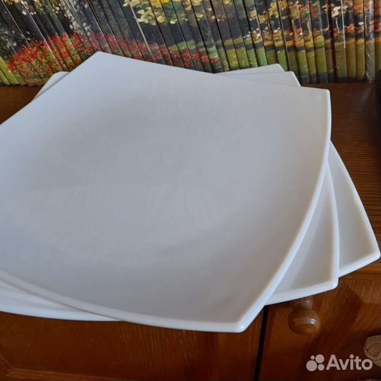 Тарелки сервировочные