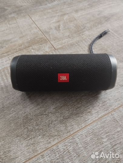 Блютуз колонка Jbl