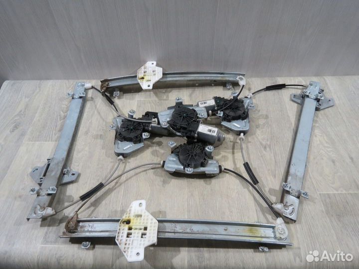Стеклоподъемник передний задний Kia Rio 3