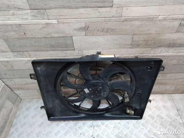 Вентилятор охлаждения радиатора Hyundai Tucson