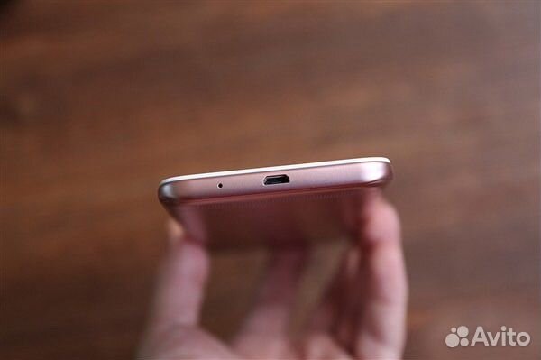 Xiaomi Redmi 5, 2/16 ГБ